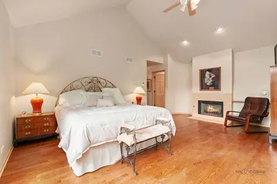 1130 New Trier Court, Wilmette, IL 60091 - Photo 24