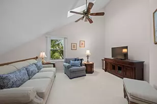 2017 N Charter Point Dr, Arlington Heights, IL 60004 - Photo 10