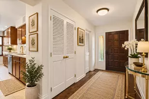 317 Beech Ct, Naperville, IL 60540 - Photo 2
