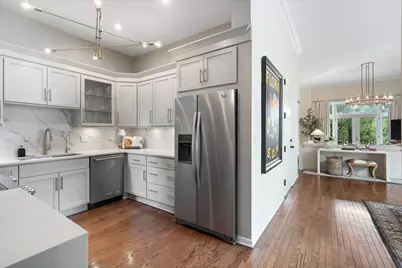 [Address not provided], Chicago, IL 60610 - Photo 16