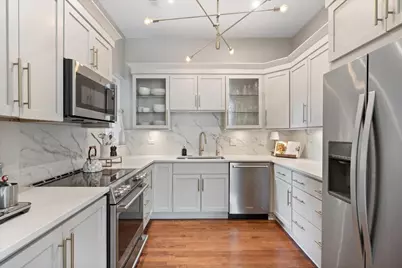 [Address not provided], Chicago, IL 60610 - Photo 14