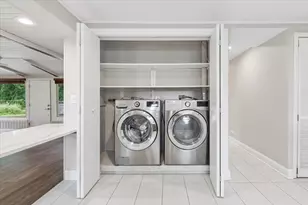 2392 Manor Ln, Park Ridge, IL 60068 - Photo 16