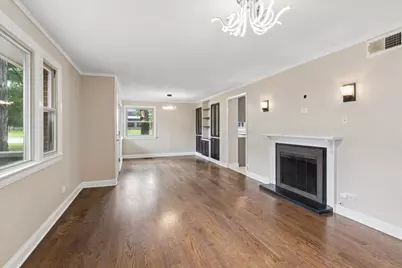 2392 Manor Lane, Park Ridge, IL 60068 - Photo 6