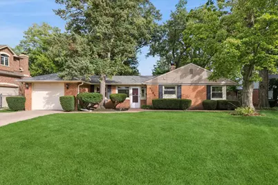 2392 Manor Lane, Park Ridge, IL 60068 - Photo 1