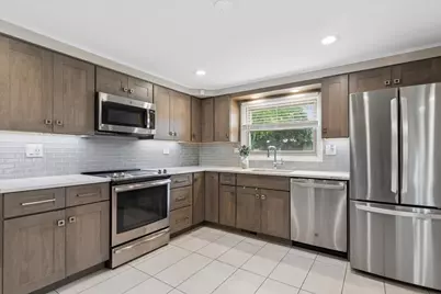 2392 Manor Lane, Park Ridge, IL 60068 - Photo 2