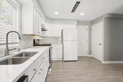 322 Maple Lane, Round Lake, IL 60073 - Photo 12