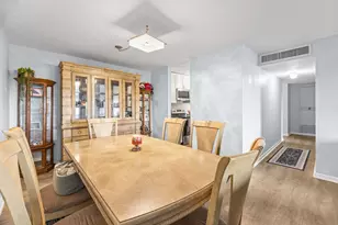 640 Murray Ln, Des Plaines, IL 60016 - Photo 8