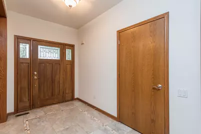 3748 Creekside Court, Winthrop Harbor, IL 60096 - Photo 6