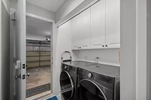 1051 W Lill Ave, Chicago, IL 60614 - Photo 24