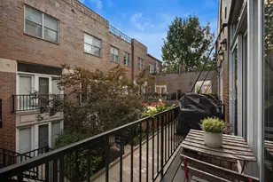 1051 W Lill Ave, Chicago, IL 60614 - Photo 6