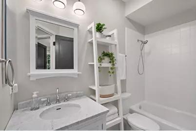 1051 W Lill Avenue, Chicago, IL 60614 - Photo 16