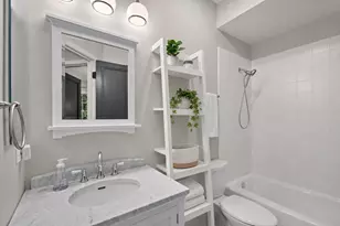 1051 W Lill Ave, Chicago, IL 60614 - Photo 16