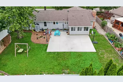 2204 Plymouth Drive, Champaign, IL 61821 - Photo 10