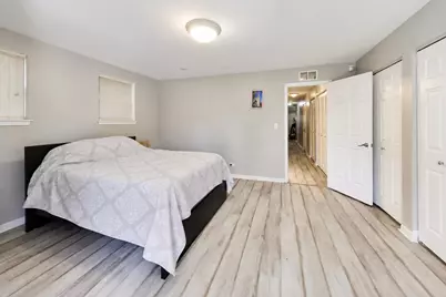 651 W Division Street #A, Chicago, IL 60610 - Photo 14