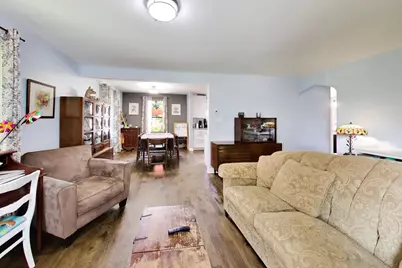 8326 Kostner Avenue, Skokie, IL 60076 - Photo 4
