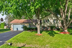 7488 Gnarl Tree Ct, Cherry Valley, IL 61016 - Photo 30