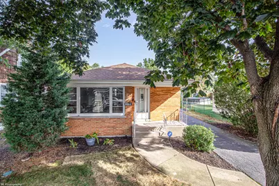 5262 Alexander Place, Oak Lawn, IL 60453 - Photo 2
