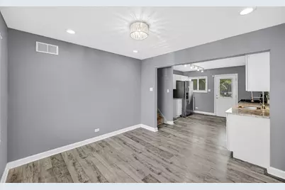 18107 Kostner Avenue, Country Club Hills, IL 60478 - Photo 6