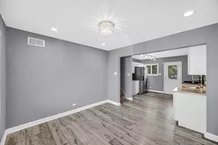 18107 Kostner Ave, Country Club Hills, IL 60478 - Photo 6