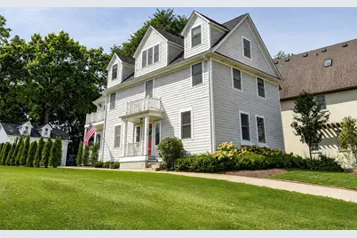 303 Park Avenue, Clarendon Hills, IL 60514 - Photo 1