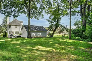 303 Park Ave, Clarendon Hills, IL 60514 - Photo 40