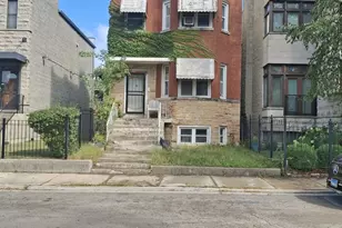 4555 S Forrestville Ave, Chicago, IL 60653 - Photo 1