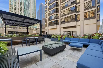 30 E Huron Street #5605, Chicago, IL 60611 - Photo 28