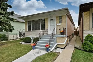 4109 N Menard Ave, Chicago, IL 60634 - Photo 2