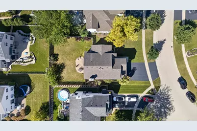 251 Winslow Way, Lake in the Hills, IL 60156 - Photo 26