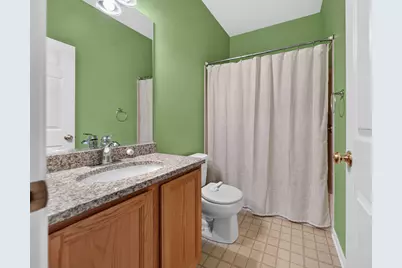 251 Winslow Way, Lake in the Hills, IL 60156 - Photo 16