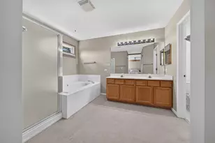 251 Winslow Way, Lake in the Hills, IL 60156 - Photo 10