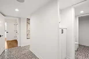 200 E Delaware Pl, Chicago, IL 60611 - Photo 42