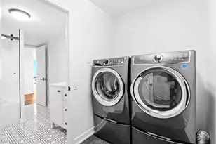 200 E Delaware Pl, Chicago, IL 60611 - Photo 28