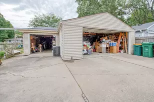 937 Townsend St, Sycamore, IL 60178 - Photo 22