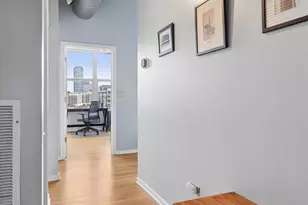 933 W Van Buren St, Chicago, IL 60607 - Photo 2