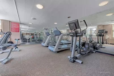 525 W Hawthorne Place #1601, Chicago, IL 60657 - Photo 22