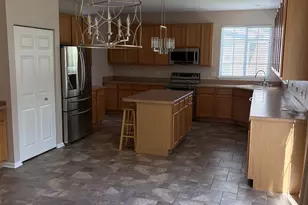 573 Crooked Stick Ct, Vernon Hills, IL 60061 - Photo 8