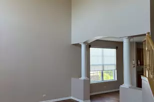 573 Crooked Stick Ct, Vernon Hills, IL 60061 - Photo 4