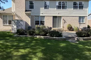 573 Crooked Stick Ct, Vernon Hills, IL 60061 - Photo 24