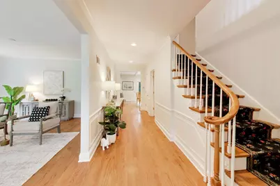 917 Romona Road, Wilmette, IL 60091 - Photo 4