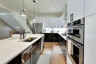 700 E 46th St, Chicago, IL 60653 - Photo 12