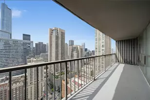 10 E Ontario St, Chicago, IL 60611 - Photo 4