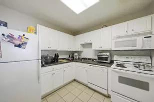 10 E Ontario St, Chicago, IL 60611 - Photo 14