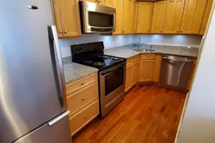 1940 Cherry Ln, Northbrook, IL 60062 - Photo 2
