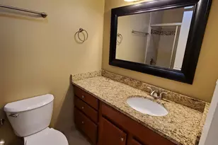 1940 Cherry Ln, Northbrook, IL 60062 - Photo 10