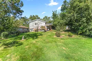 9137 W 91st Pl, Hickory Hills, IL 60457 - Photo 24