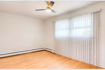 8125 S Roberts Road #3N, Bridgeview, IL 60455 - Photo 16