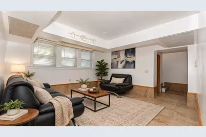 3524 N Lawndale Avenue #1G, Chicago, IL 60618 - Photo 2