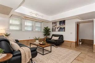3524 N Lawndale Ave, Chicago, IL 60618 - Photo 2