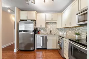 480 N McClurg Ct, Chicago, IL 60611 - Photo 4